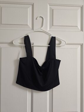 Black Cropped Camisole Tank with Wide Straps